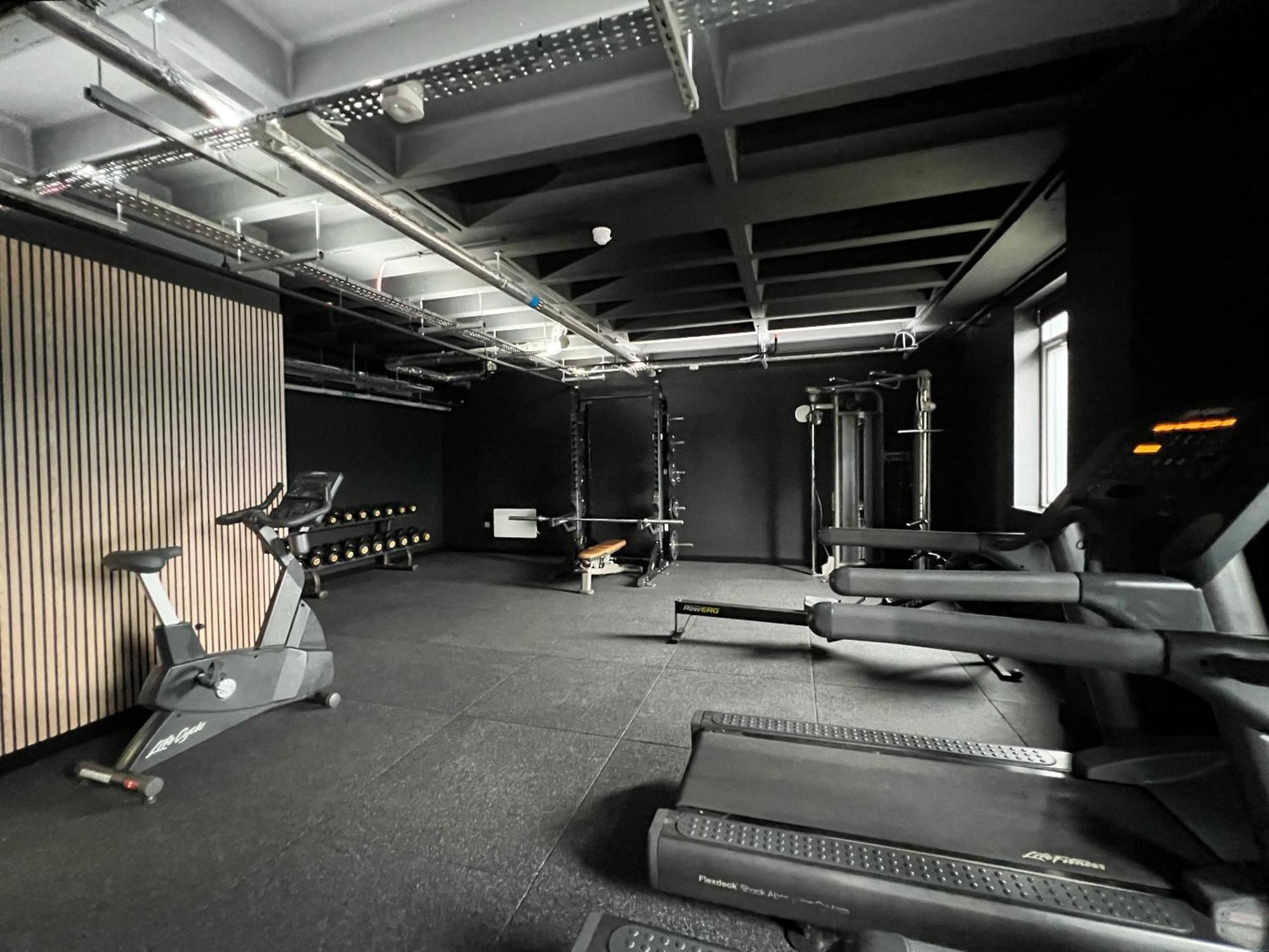 The Kaizen Apartment เวสต์บรอมมิช ภายนอก รูปภาพ